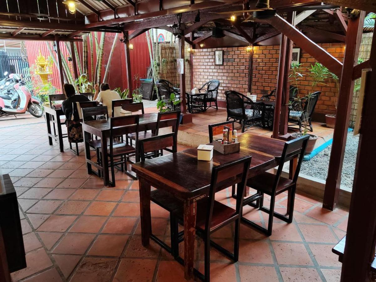 Soben Cafe Guesthouse & Restaurant Siem Reap Ngoại thất bức ảnh
