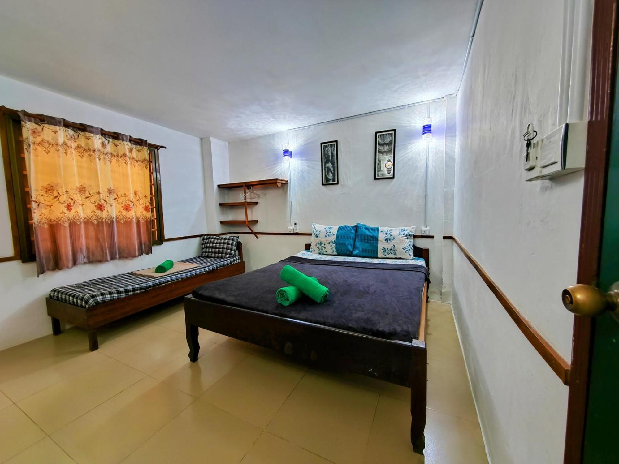 Soben Cafe Guesthouse & Restaurant Siem Reap Phòng bức ảnh